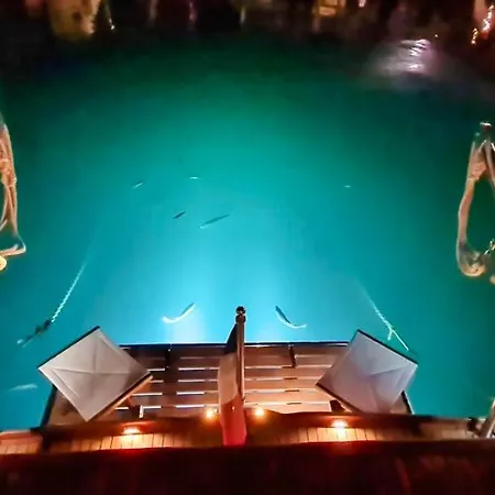 Hotel en barco La Ornella - Location Bateau A Quai De Thierry Bourgait