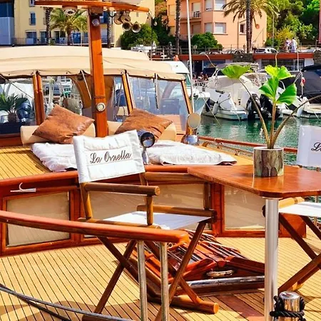 La Ornella - Location Bateau A Quai De Thierry Bourgait