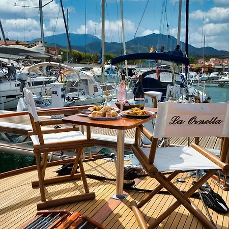 La Ornella - Location Bateau A Quai De Thierry Bourgait * Banyuls-sur-Mer