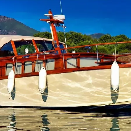 La Ornella - Location Bateau A Quai De Thierry Bourgait Banyuls-sur-Mer