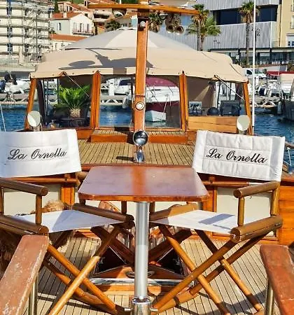 La Ornella - Location Bateau A Quai De Thierry Bourgait * Banyuls-sur-Mer